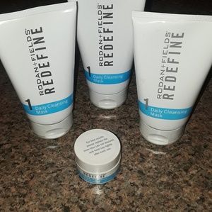Rodan + Fields Redefine Daily Cleansing Masks